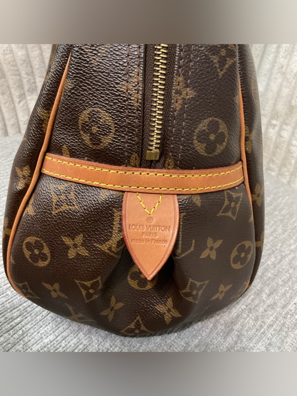Louis Vuitton Bags - Picture 3 of 14